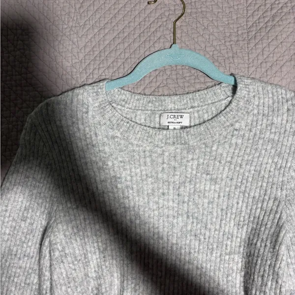 J. Crew Women's Light Gray Ribbed Sweater - Image 2