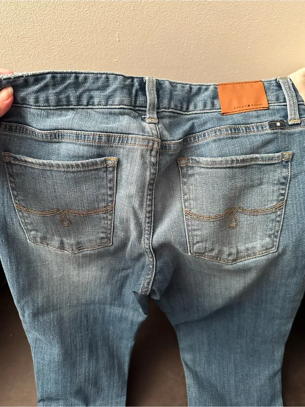 Lucky Brand Women's Medium Light Blue Flare Jeans - Image 5