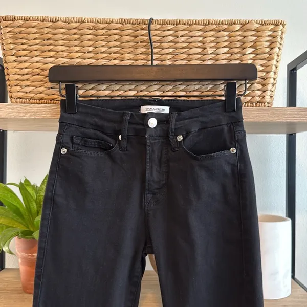 Good American Good Legs Mid-Rise Black Skinny Ankle Jeans, 0 / 25 - Image 2
