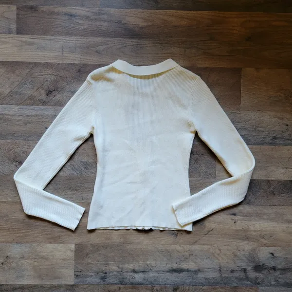 VICI Zaria Collared Long Sleeve Zip-up Top - Image 3
