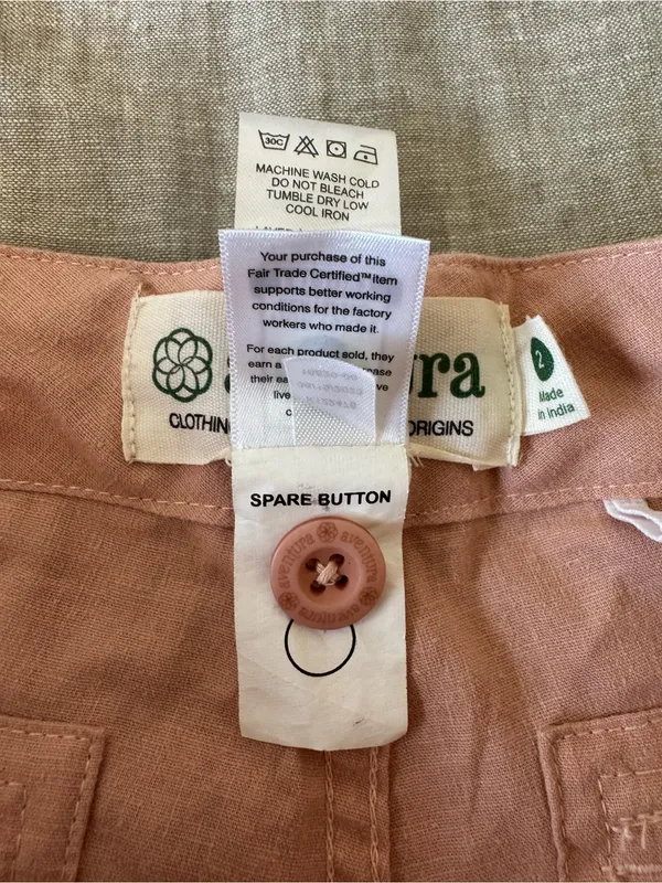 Aventura Women’s Pale Pink Cargo Hiking Shorts - Image 5