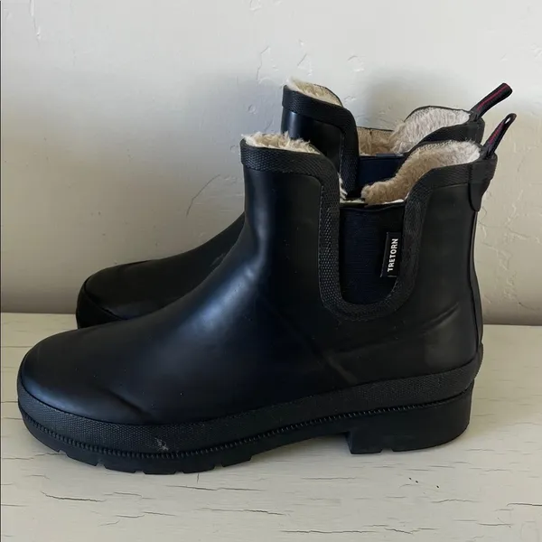 Tretorn Lina Chelsea Rain Boots Waterproof Faux Fur Lined Black Women’s 10 - Image 5