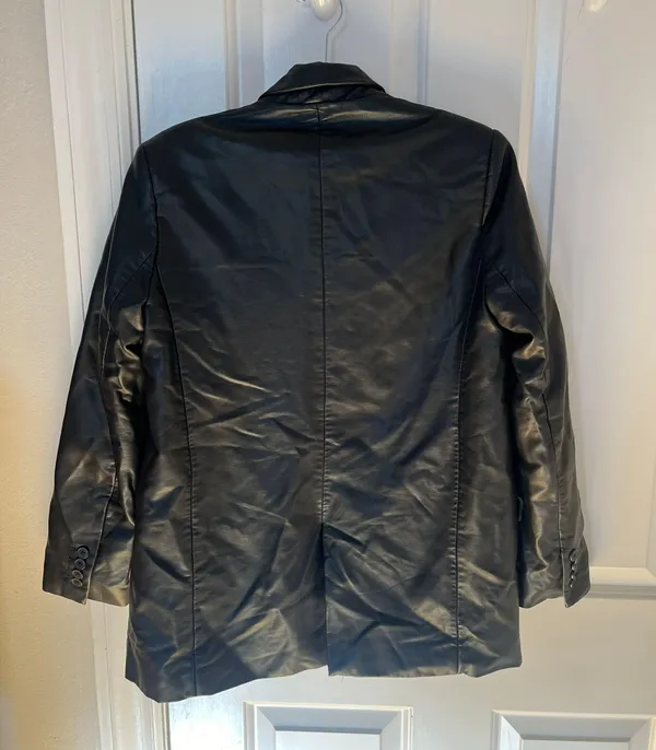 Stradivarius Black Leather Blazer - Image 2