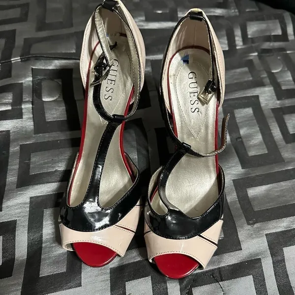 Guess tan/black/red stiletto peep toe heel - Image 2