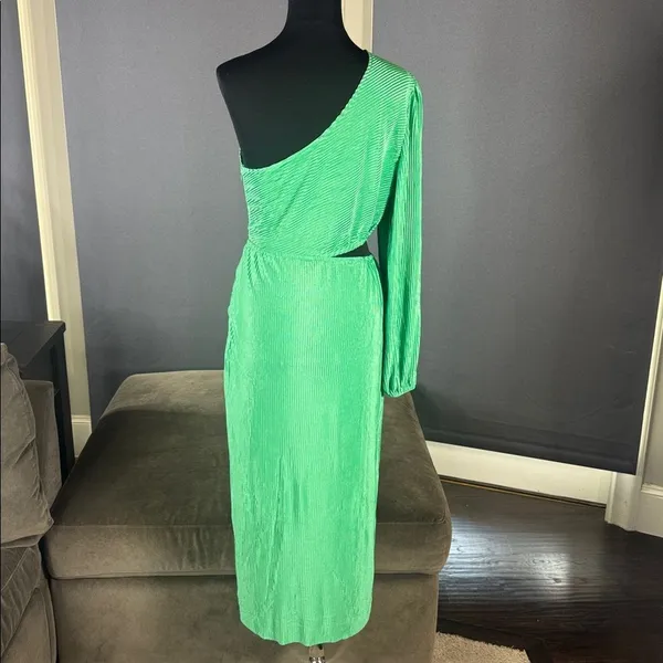 Women’s Green One-Shoulder Midi Dress Side Cut Out Side Zip Size M NWOT - Image 4
