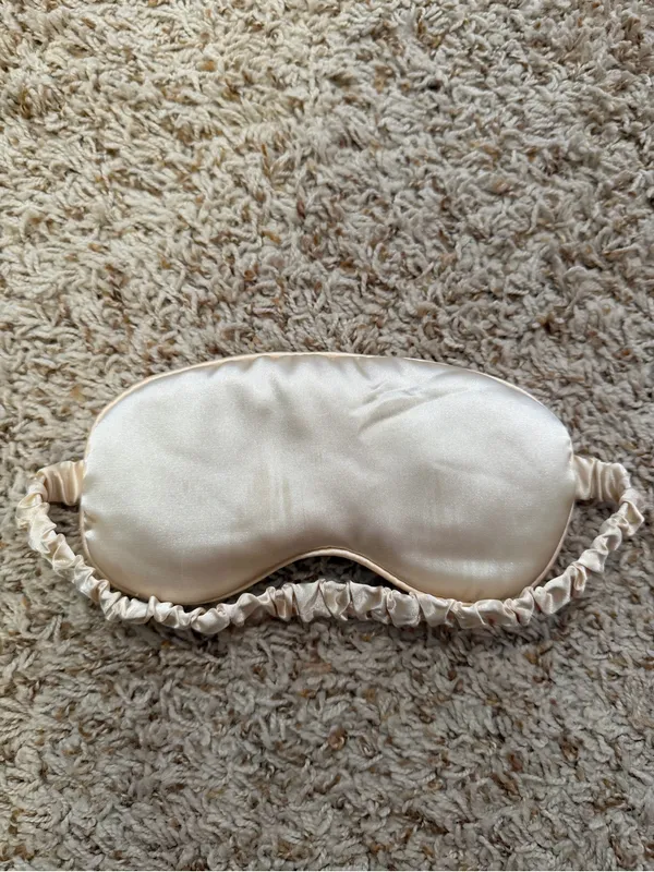 Silk Eye Mask in Champagne - Gentle Light-Blocking Sleep Mask - Image 2