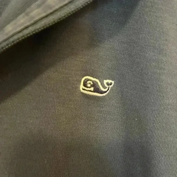 Vineyard Vines Women’s Quarter Zip Pullover Blue with Whale Patch M - Image 7