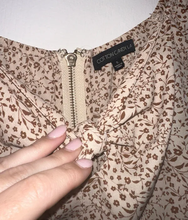American Threads Cropped Long Sleeve - Image 5