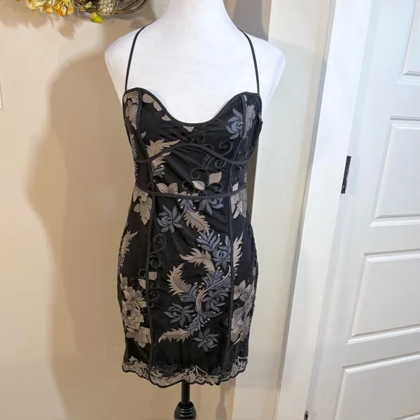 TOBI Embroidered Illusion Floral Halter Sweetheart Neck Mini Dress Sz Small💛 - Image 13