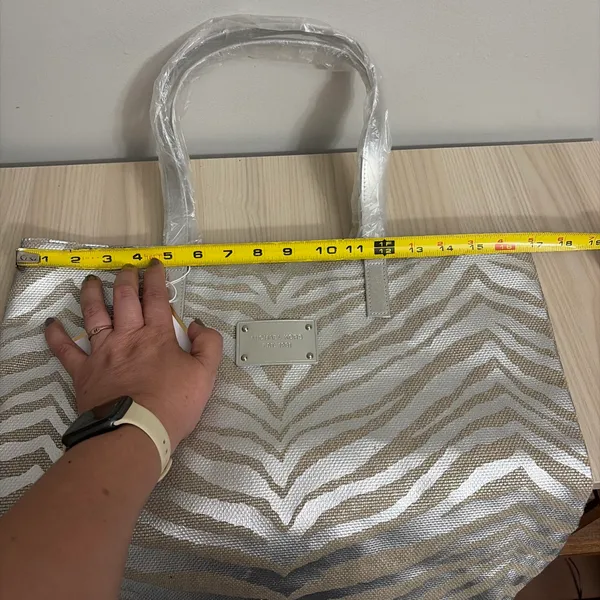 Michael Kors New! Zebra-Print Metallic Tote in Silver and Gold - Image 8