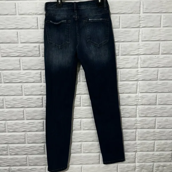 RISEN Skinny Jeans Women’s 5/27 Medium Wash Denim High Rise Non Distressed - Image 2