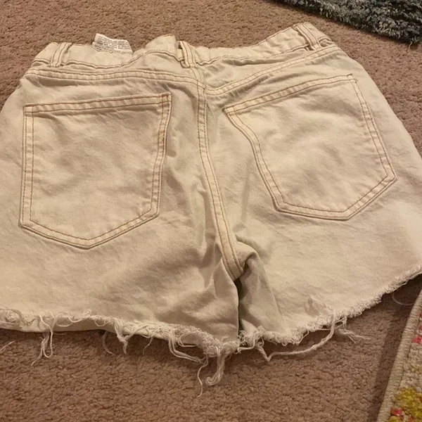Zara jean‎ shorts size 4 - Image 5