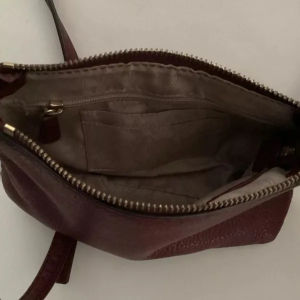 MICHAEL KORS Bedford Leather Crossbody - Image 3
