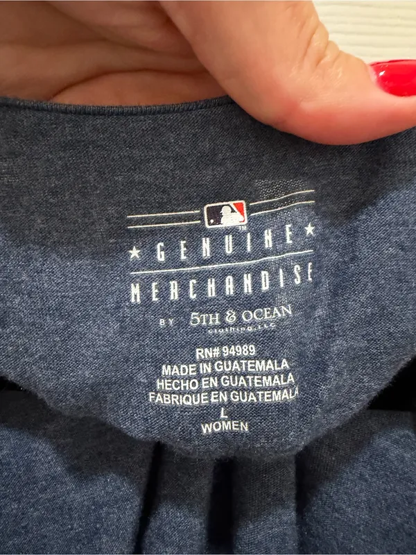 San Diego Padres Women's V-Neck T-Shirt Size Large Blue 5th & Ocean Y2K - Image 2