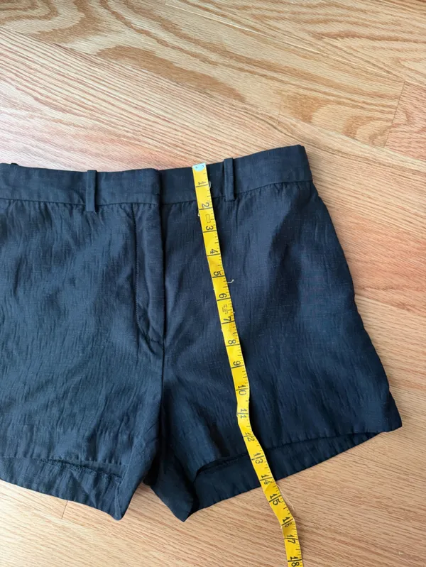 Babaton Aritzia Black Linen Blend Tailored Shorts Size 4 - Image 7