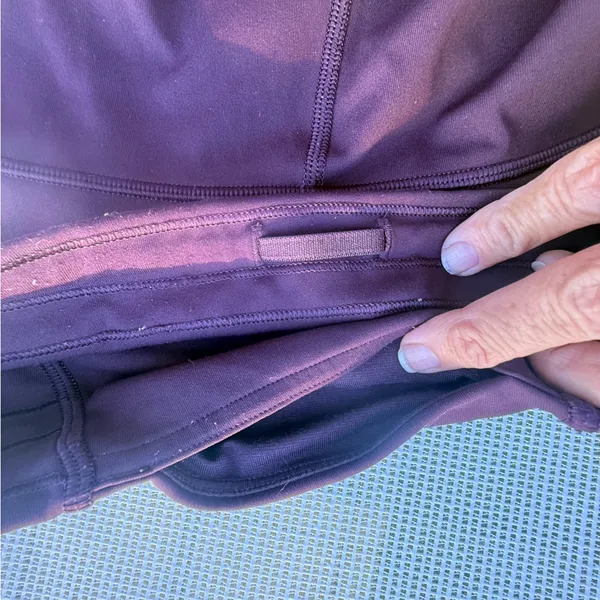 Lululemon Athletica Women’s size 2 Purple High-Waisted Leggings - Image 4