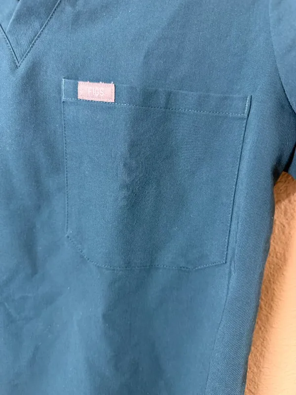 FIGS Catarina One Pocket Scrubs Top Teal Size Small - Image 2