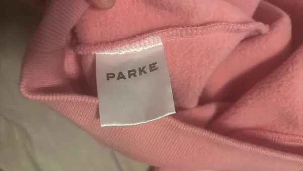 PARKE Mockneck Sweatshirt Valentine’s - Image 4