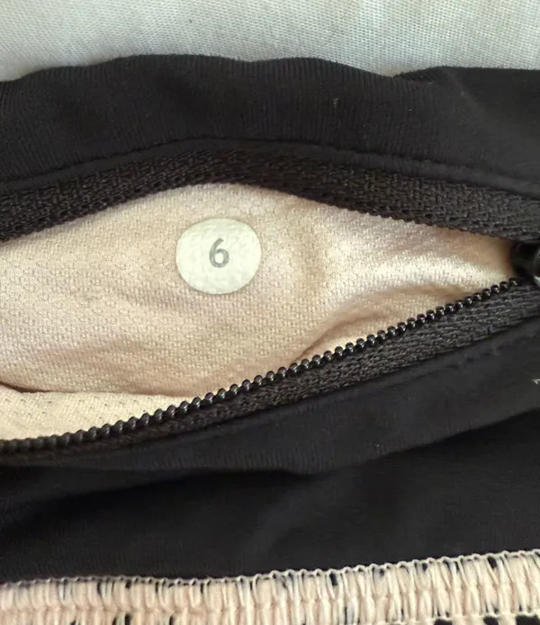 Lululemon Speed Short 2.5” - Image 4