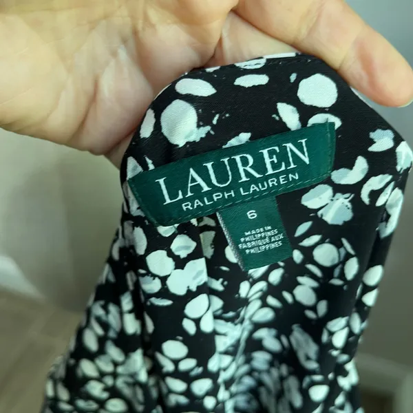LAUREN Ralph Lauren Black Abstract Floral Surplice Dress Size 6‎ - Image 6