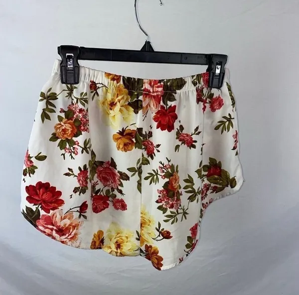 Shorts Multiple Size M - Image 7