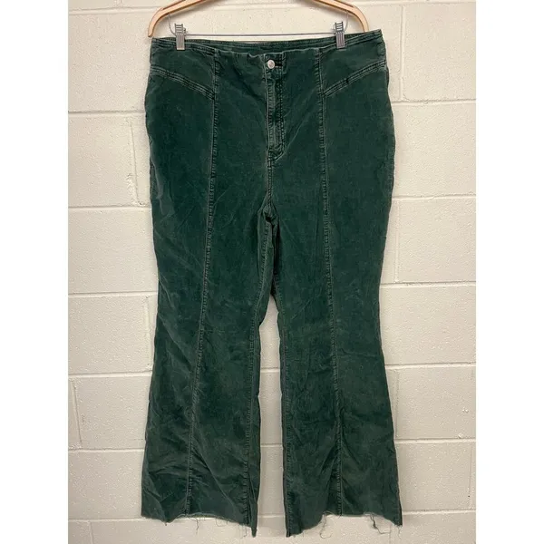 We The Free People SZ 35 plus sz Green Corduroy Flare Leg High Rise Seamed Pants - Image 2