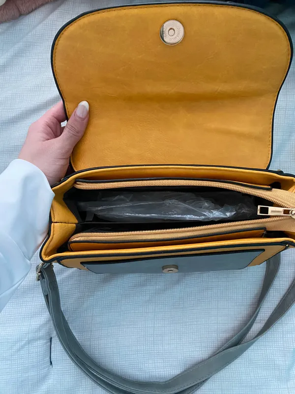 Kate Spade Purse - Image 5