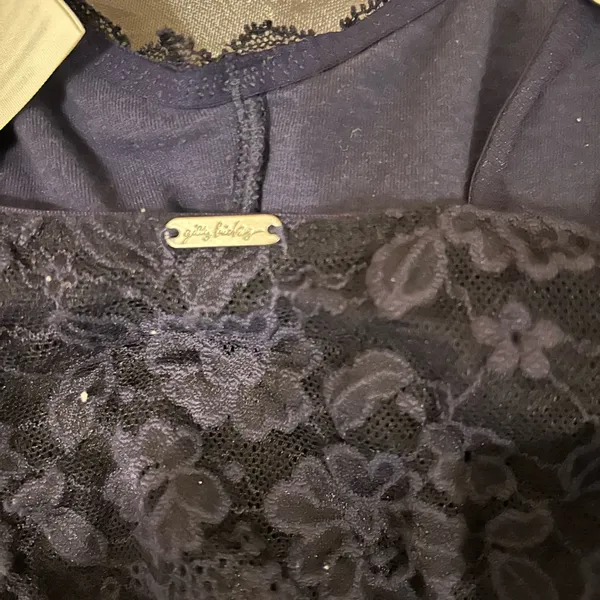 Gilly Hicks by Hollister Lace Bralette in Navy Blue - size xxs - Image 4