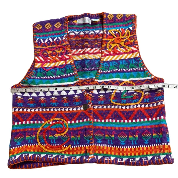 Unique Vintage Rainbow 3D Knit Embroidered Button Up Sweater Vest Grannycore - Image 3