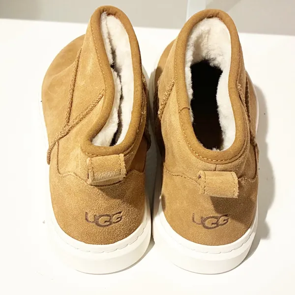 UGG Alameda Mini Boot Chestnut Fur‎ Lined Size 8 NEW - Image 4
