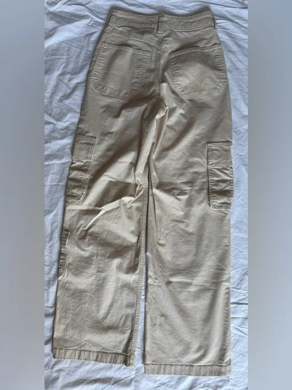 Hollister Khaki Tan Low Rise Baggy Cargo Pants Size 24 - Image 3