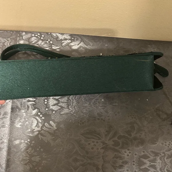 Savanna Green Sequin formal Clutch - Image 3