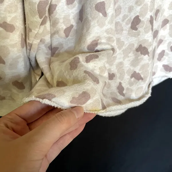 aerie cheetah print‎ beige pink white patterned crewneck sweater women's size XS - Image 4