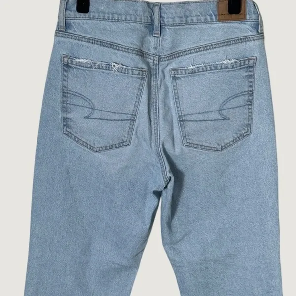 American Eagle Super High-Rise Straight Jeans Light Wash Sz 6 Short Raw Hem - Image 8