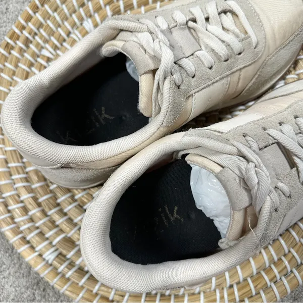 Kizik Women’s Milan Sneakers Shoes Handsfree Comfort in Bone Cream 8 - Image 6