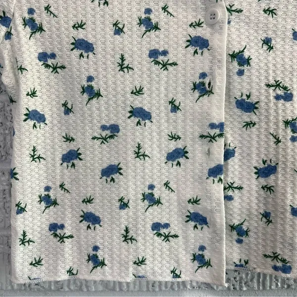 Blue Floral Cropped Button Front Baby Tee Cardigan Top Women's Small Cottage - Image 3