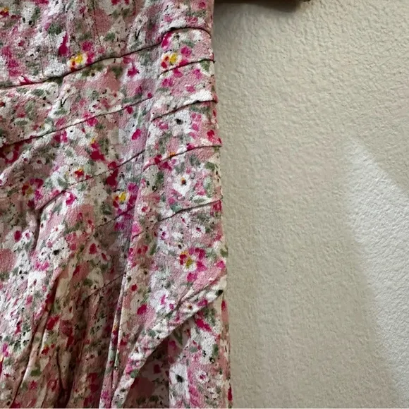 Astr The Label Puff Sleeve Front Slit Midi Dress In Pink‎ Multi Ditsy Size Large - Image 8