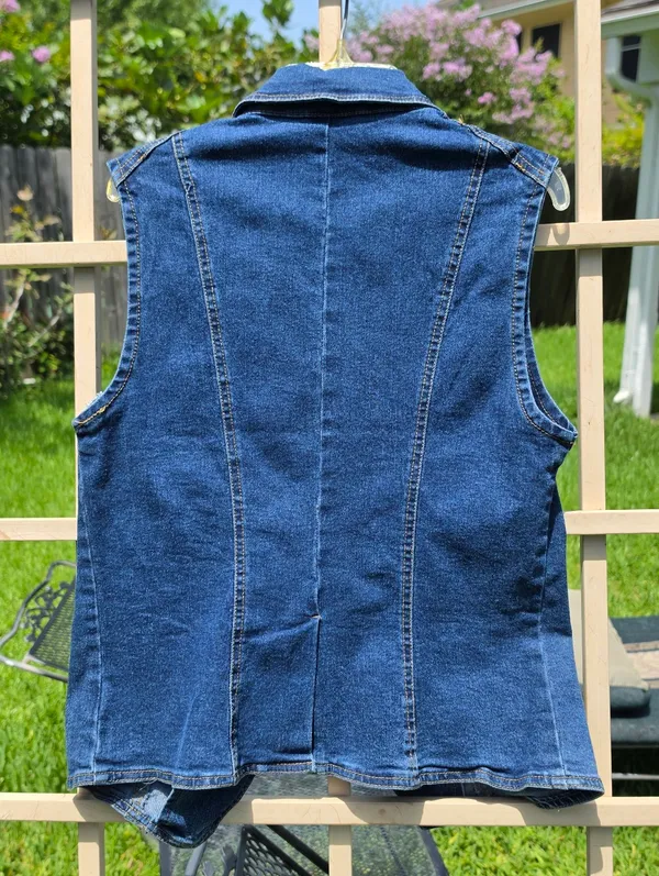 Double-Breasted Denim Vest in Dark Blue with Gold Buttons Small - Image 7