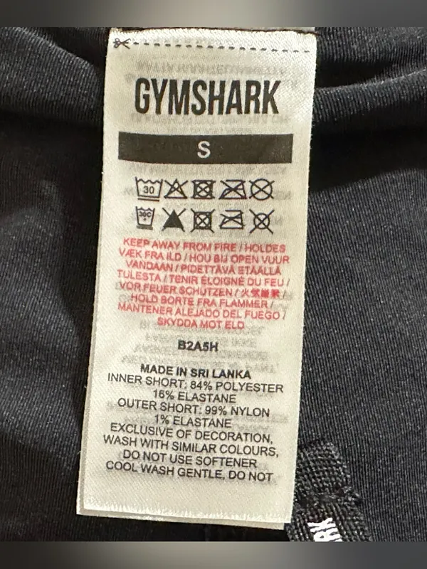 Gymshark Speed 2 In 1 Shorts size Small - Image 10