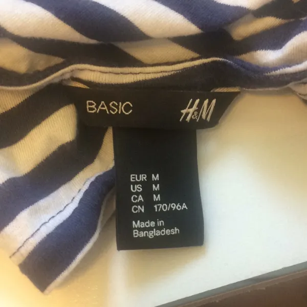 FINAL MARKDOWN LADIES h & m basic tee medium - Image 4