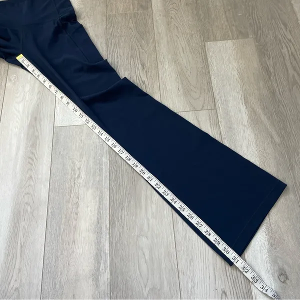 TNA Workout Leggings high rise flare pockets womens Navy Blue (small) activewear - Image 5