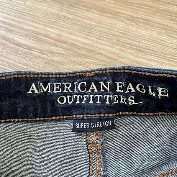 American Eagle Outfitters super hi rise shorts - Image 4