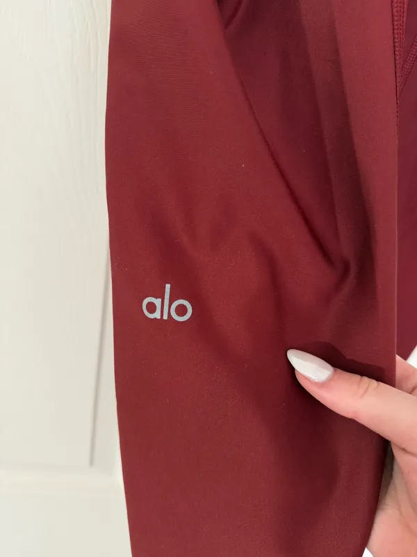 Alo Yoga Leggings - Image 2