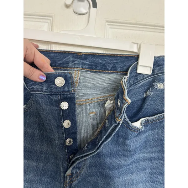 Levi’s Women's 501 Medium Wash Jeans Button Fly 27X28 Classic Straight - Image 7