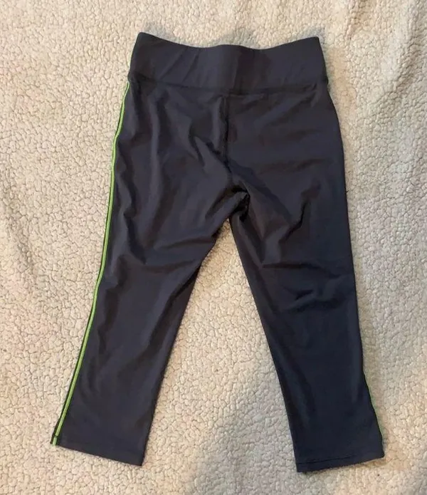 Under Armour Capris - Image 2