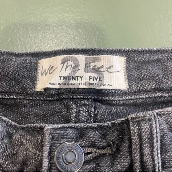 Free People We the Free Jean Shorts Button‎ Fly Distressed Women's Size 2… - Image 5