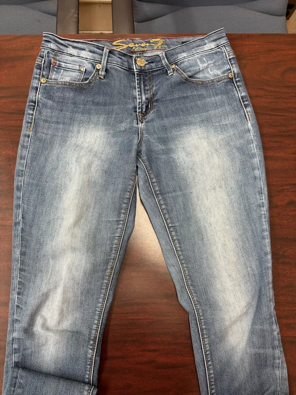 7 For All Mankind Girlfriend Denim Jeans Size 2 - Image 2