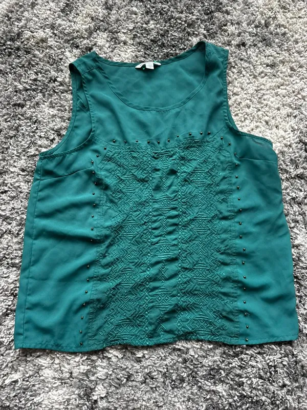 American Eagle Green Embroidered Boho Beaded Tank Top - Image 3
