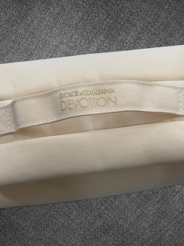 Dolce & Gabbana Devotion Cream Cosmetic Pouch With Gold Heart Charm - Image 7