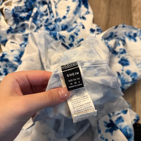 SHEIN Blue White Floral Maxi Dress - Image 4